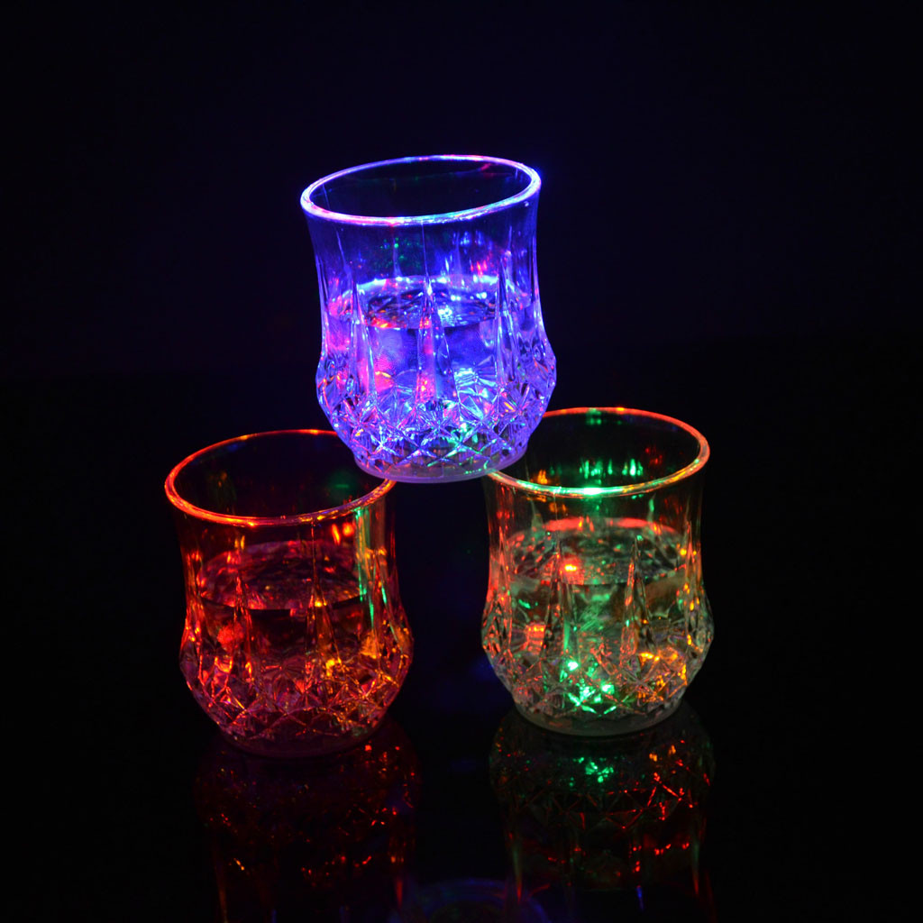 Vaso de Bebida LED de Colores, - Wine In Beer Glass reseña y precio